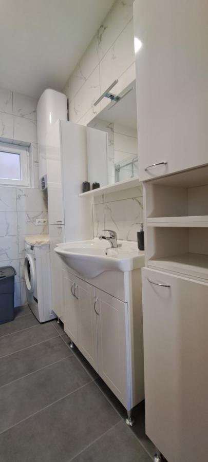 Apartman Helena Senj  Eksteriør bilde